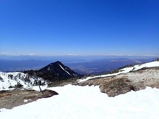 赤岩の頭から見る峰の松目(リサイズ）.jpg