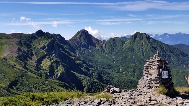 18_08-08硫黄岳山頂.jpg