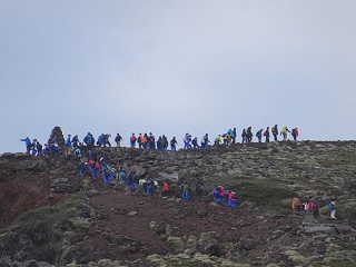 7月学校登山2(リサイズ).jpg