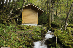 水力発電小屋